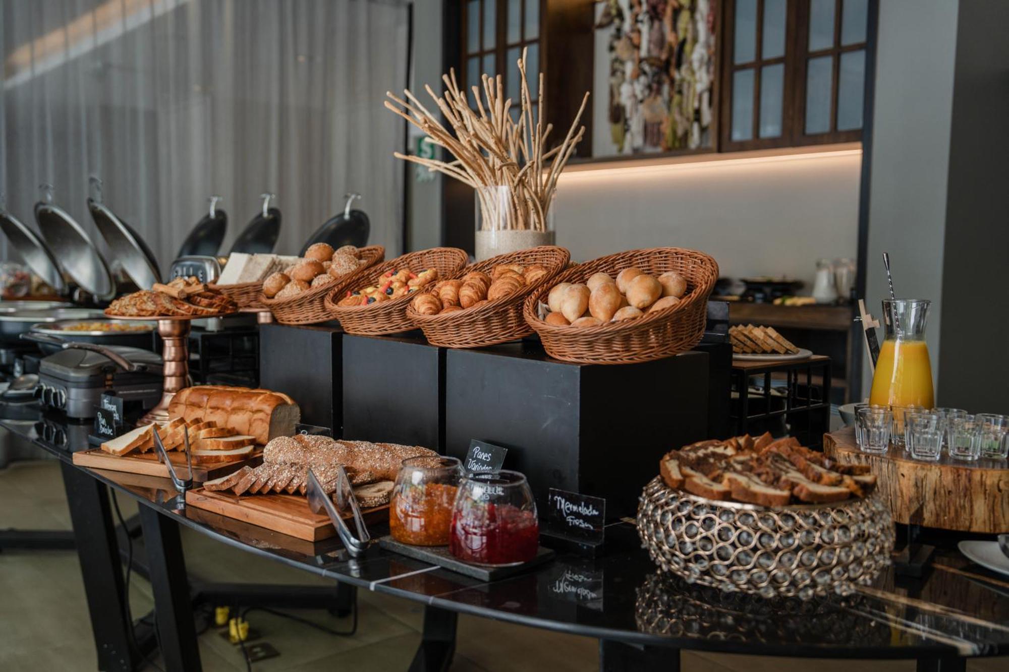 Novotel Lima San Isidro Εξωτερικό φωτογραφία